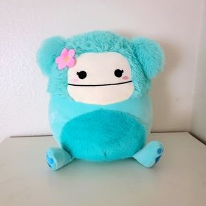 Squishmallow Officak Kellytoy 12 inch A Teal Turquoise Bigfoot with Pink Flower